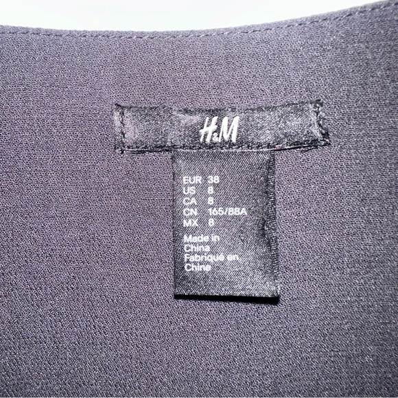 H&M charcoal button up shirt midi - Picture 5 of 6